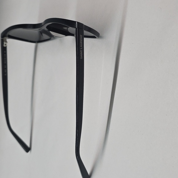 Saint Laurent SL 502 Sunglasses ( Read Description) - Picture 5 of 10